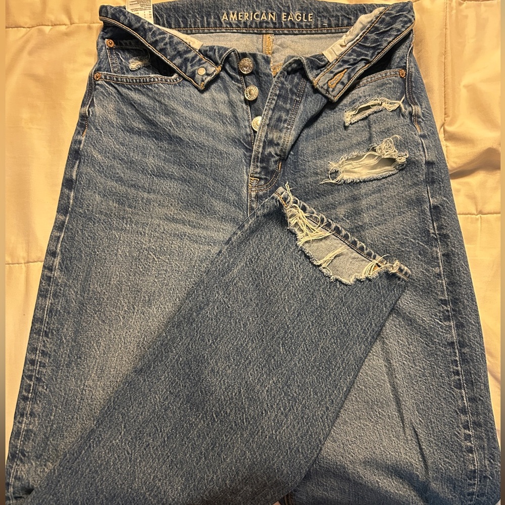 American Eagle Distressed Blue Jeans